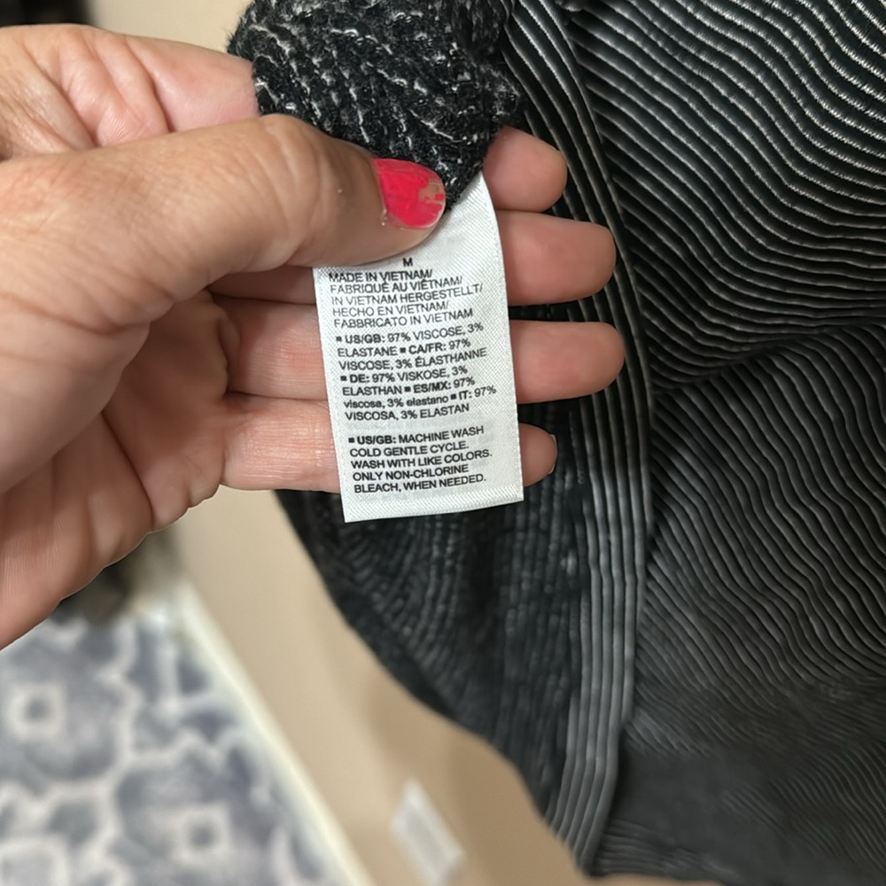 Daily Ritual Dress - Picture 8 of 8